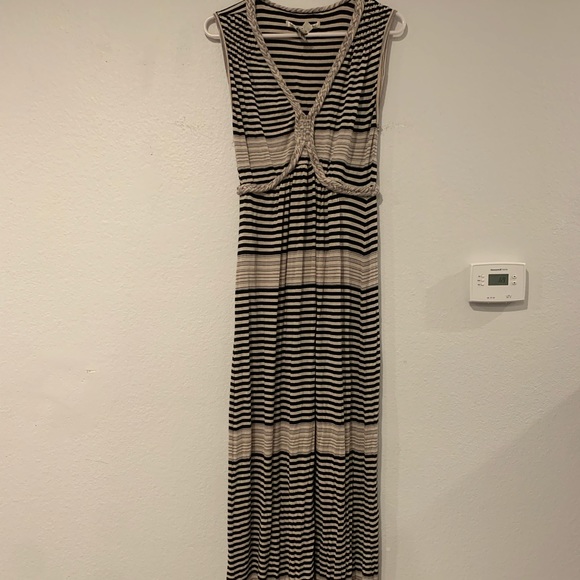 Max Studio - Picture 1 of 6